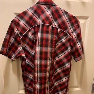 Men’s red medium flannel shirt